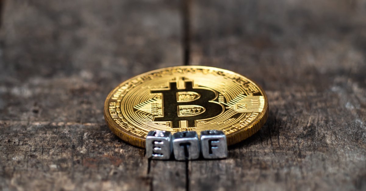 Первый bitcoin etf в истории лучшие программа для майнинга