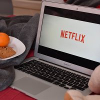 Netflix собирается снять фильм о войне Reddit с Уолл-стрит