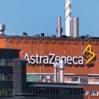 Британская вакцина AstraZeneca показала 70-процентную эффективность