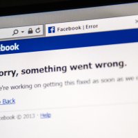 Сбой в работе Facebook обошёлся компании в миллиарды долларов. Что произошло