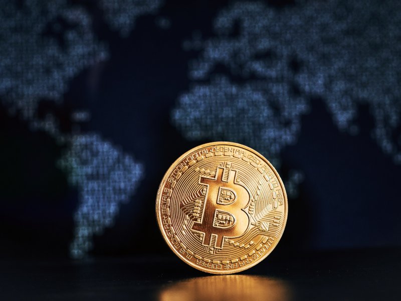 У кого больше всего bitcoin биткоин прогноз до конца 2021