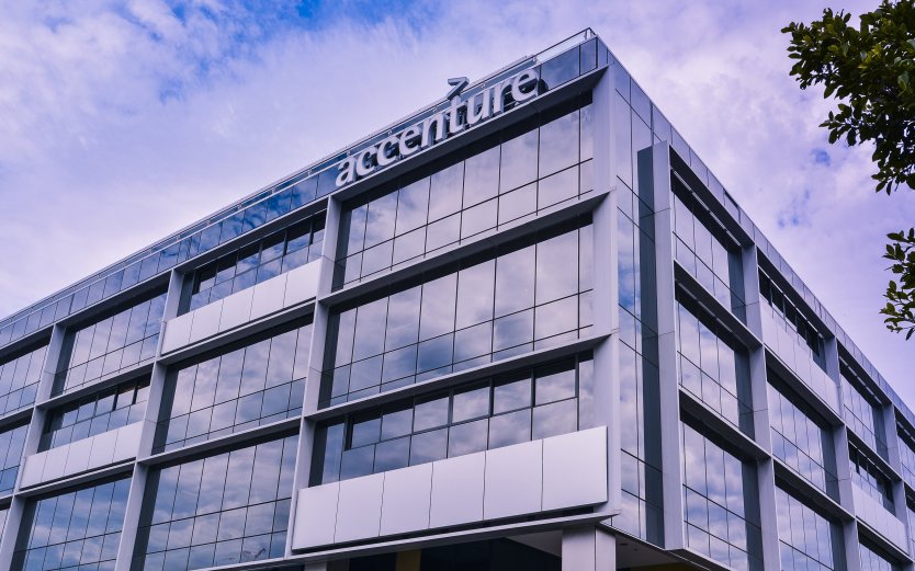 Exterior of an office bearing the company name of Accenture