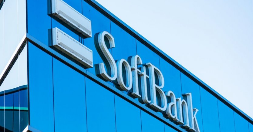 Акции Softbank достигли 20-летнего максимума