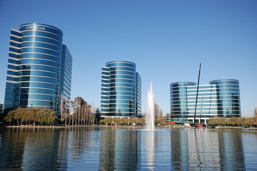 Акции Oracle выросли на фоне успешного квартального отчета