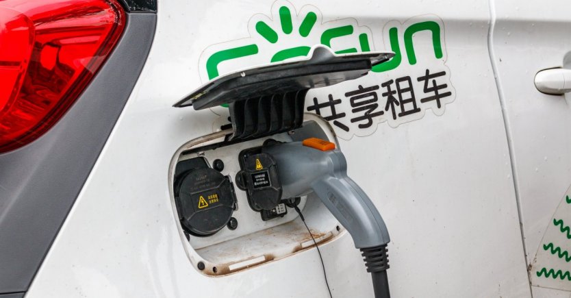 К 2025 году до 20% продаваемых в Китае автомобилей будут без бензина