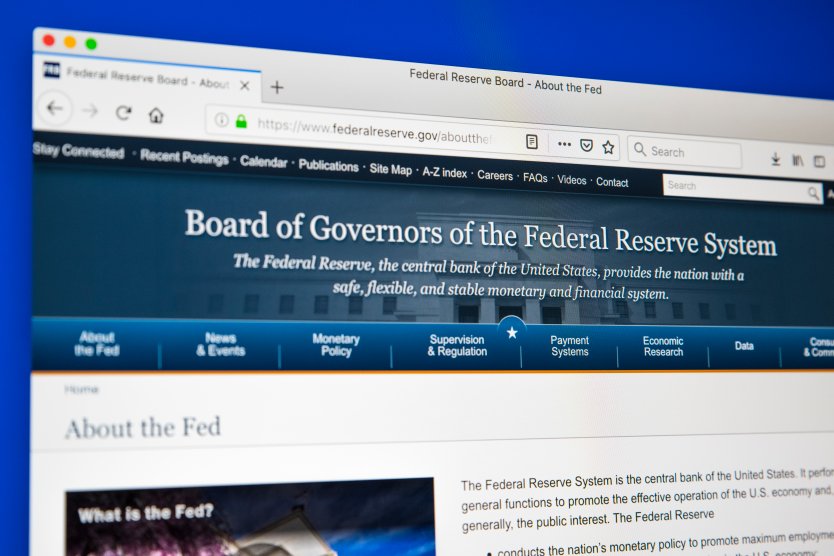 Высокопоставленным чиновникам ФРС США запретят владеть криптовалютой