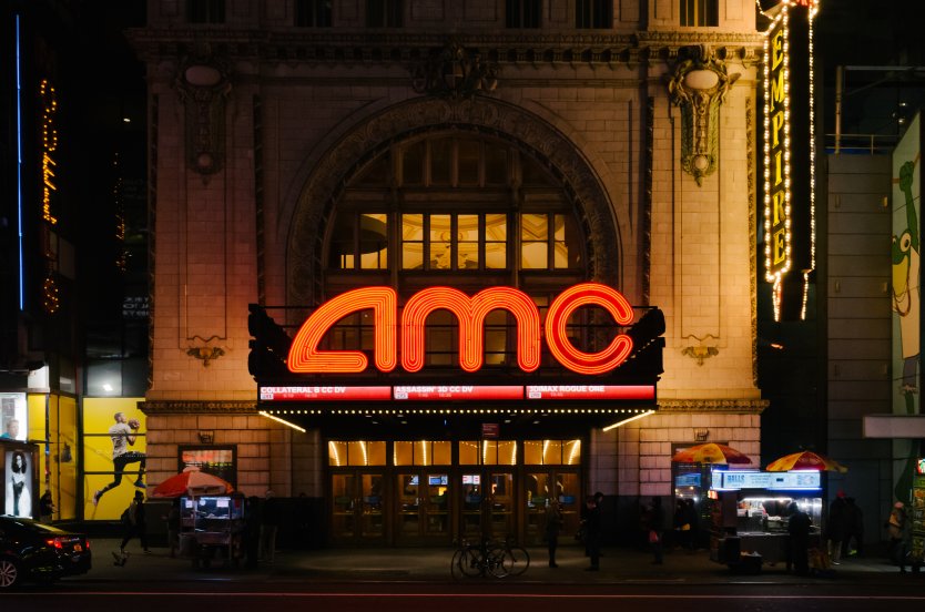 Кинотеатры AMC будут принимать эфир, Litecoin и BTC Cash