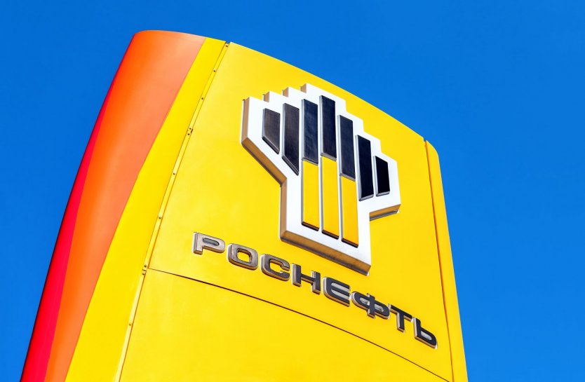 «Роснефть» опередила «Газпром» в рейтинге РБК500