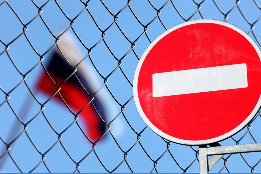 Евросоюз согласовал «самые жесткие в истории» санкции против России