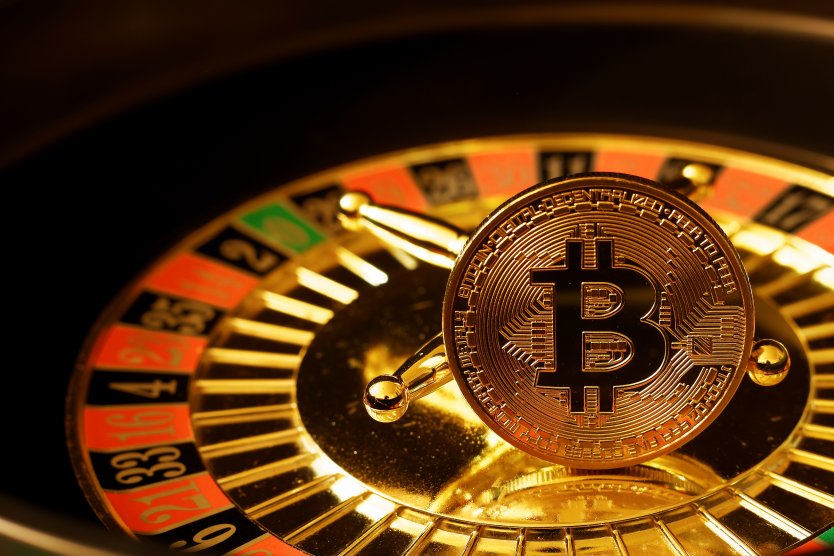 9 Ridiculous Rules About gamble bitcoin